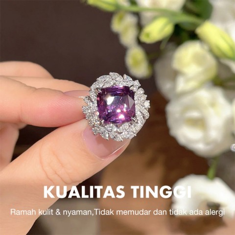 Cincin berlian ungu